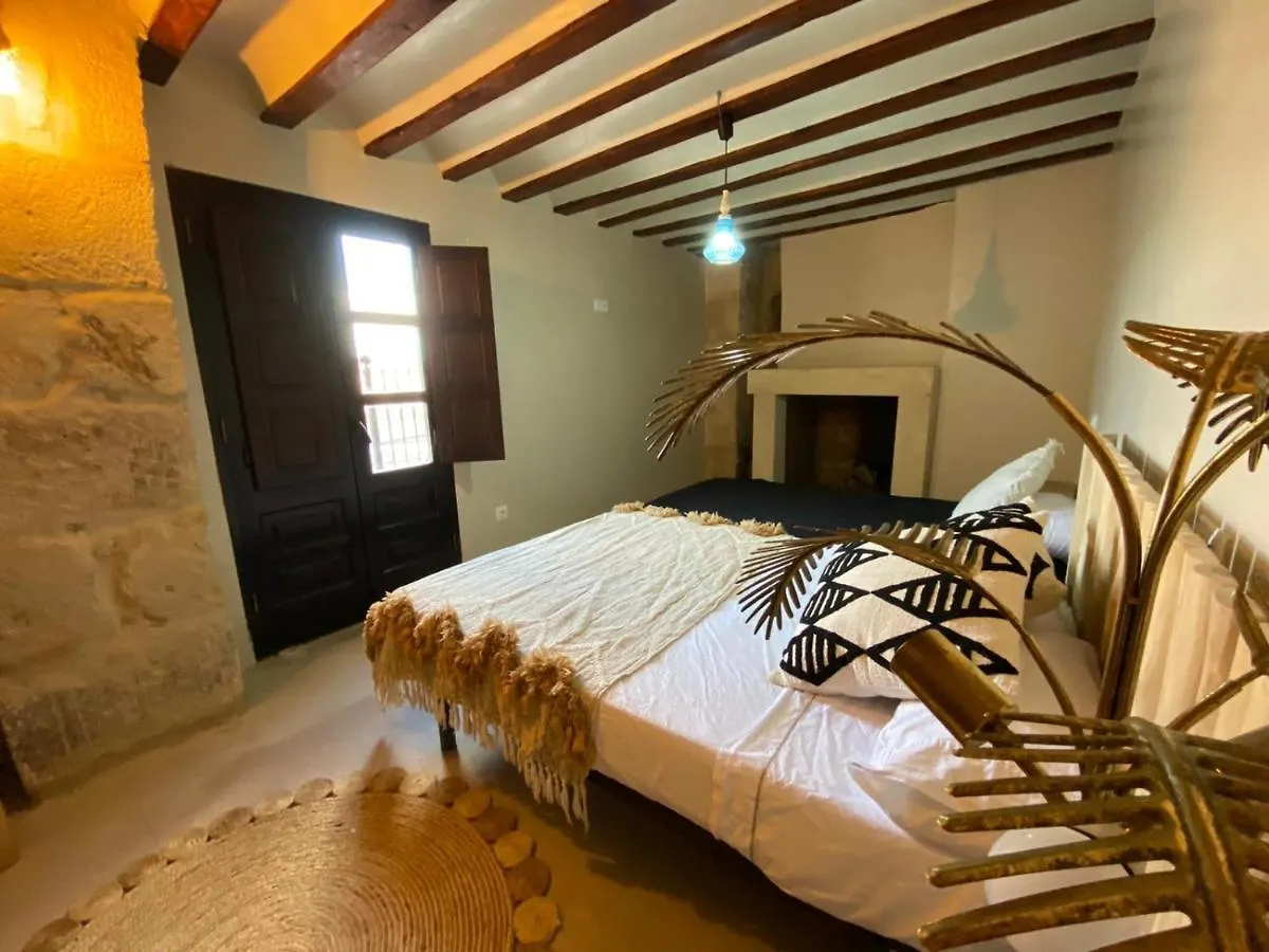 Jardines De Colon Guest House Alcala La Real