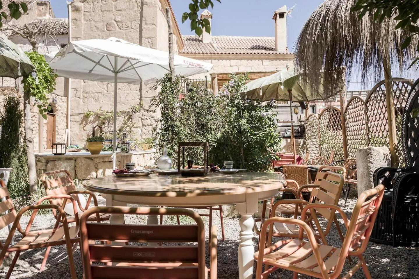 Jardines De Colon Guest House Alcala La Real Spain