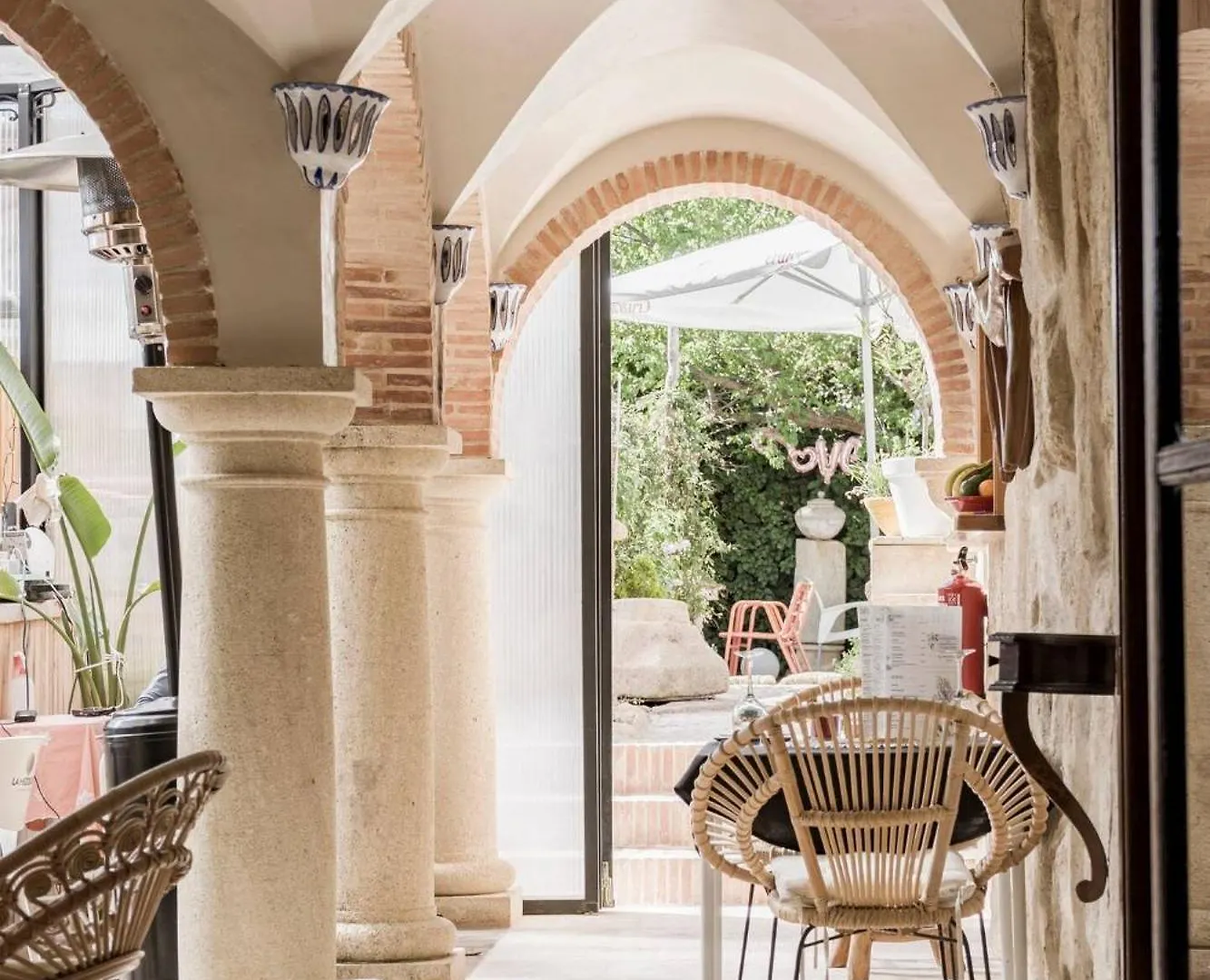 Jardines De Colon Guest House Alcala La Real